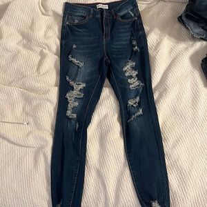 Thread and Others Skinny Dark Jeans with holes size 7